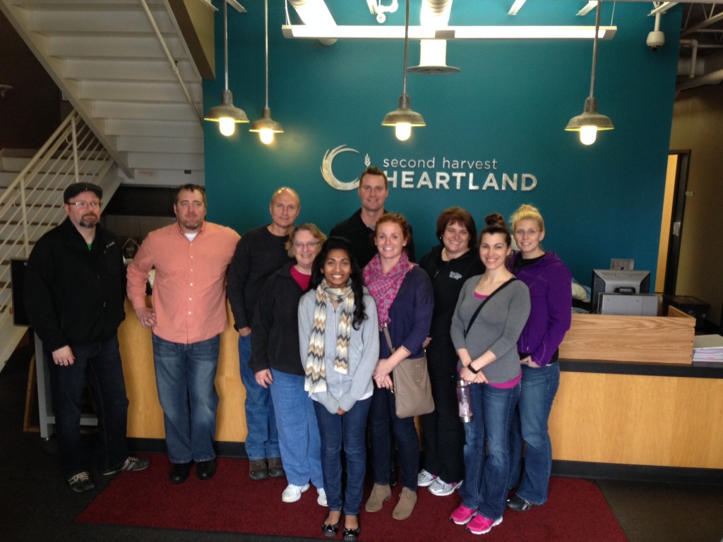 Renodis Volunteers at Second Harvest