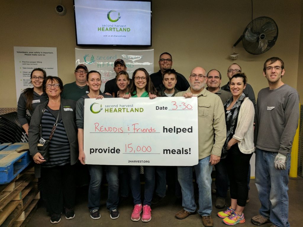 Renodis Volunteers at Second Harvest Heartland